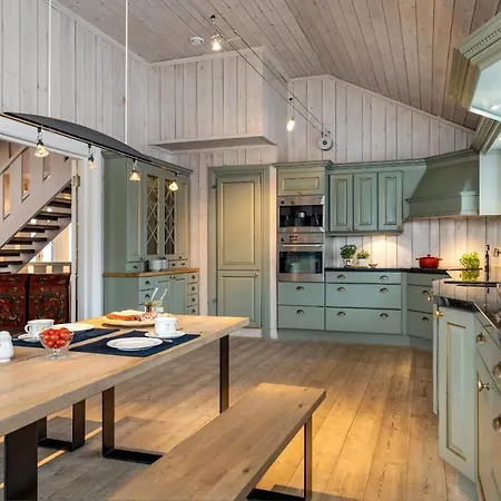 Spacious And Exclusive For Rent In