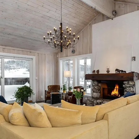 Spacious And Exclusive For Rent In Holiday home